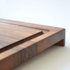 Planche en bois de noyer
56 x 36 cm 