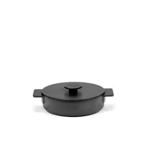 Cast iron frying pan
black 23 cm / 1.7 lt 
