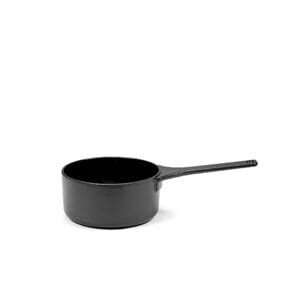 Cast iron saucepan
black 17 cm / 1.3 lt 