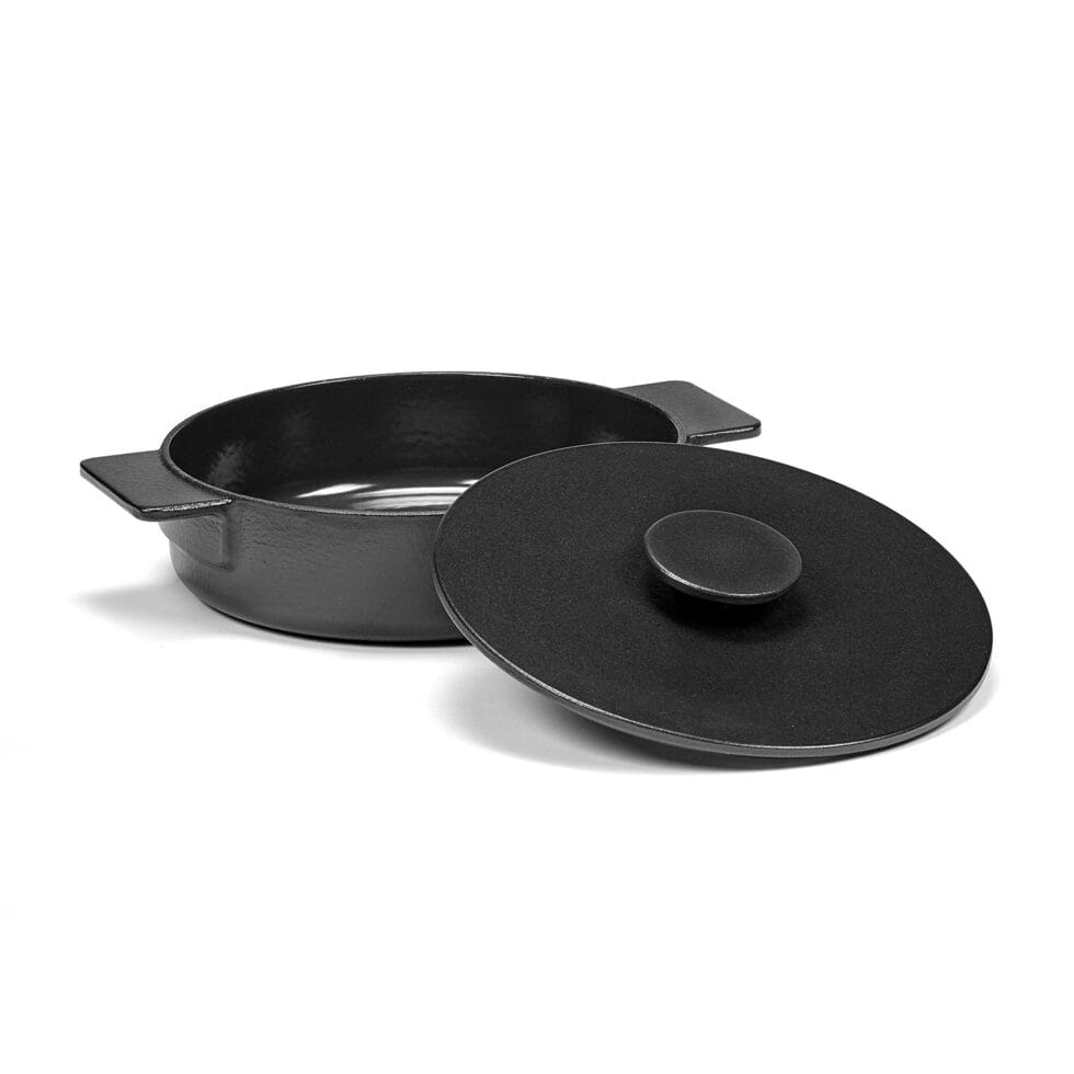 Cast iron frying pan
black 26 cm / 2.6 lt 