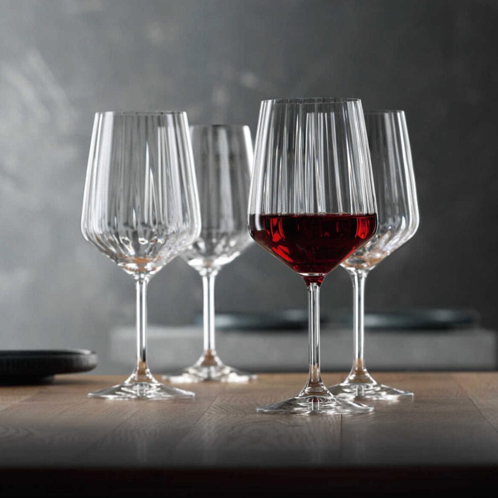 LIFESTYLE
Red wine goblet 