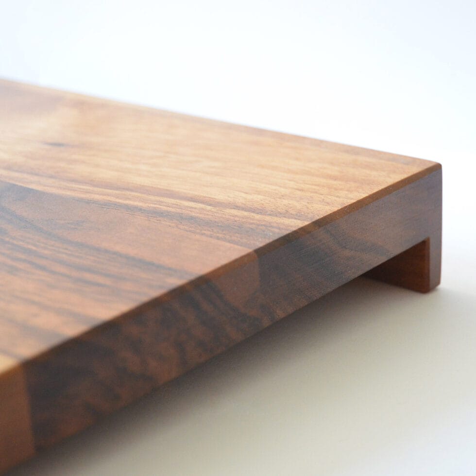 Wooden board walnut
56 x 36 cm 