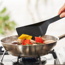 Spatule à frire en nylon
noir
