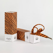 Shoelace tiger
120 cm