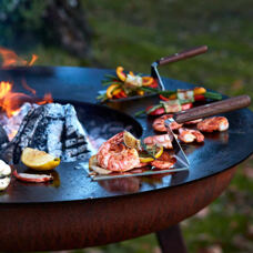 Angled pallet nut
15 cm 