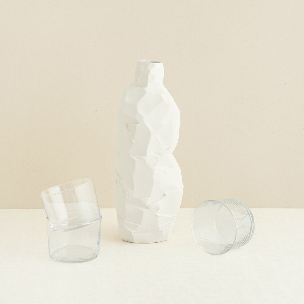 Vase / Karaffe weiss 
30 cm 