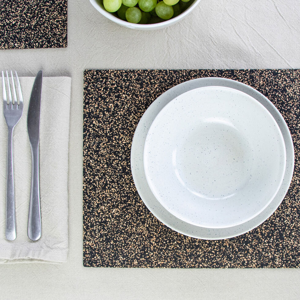 Set de table
Liège foncé 