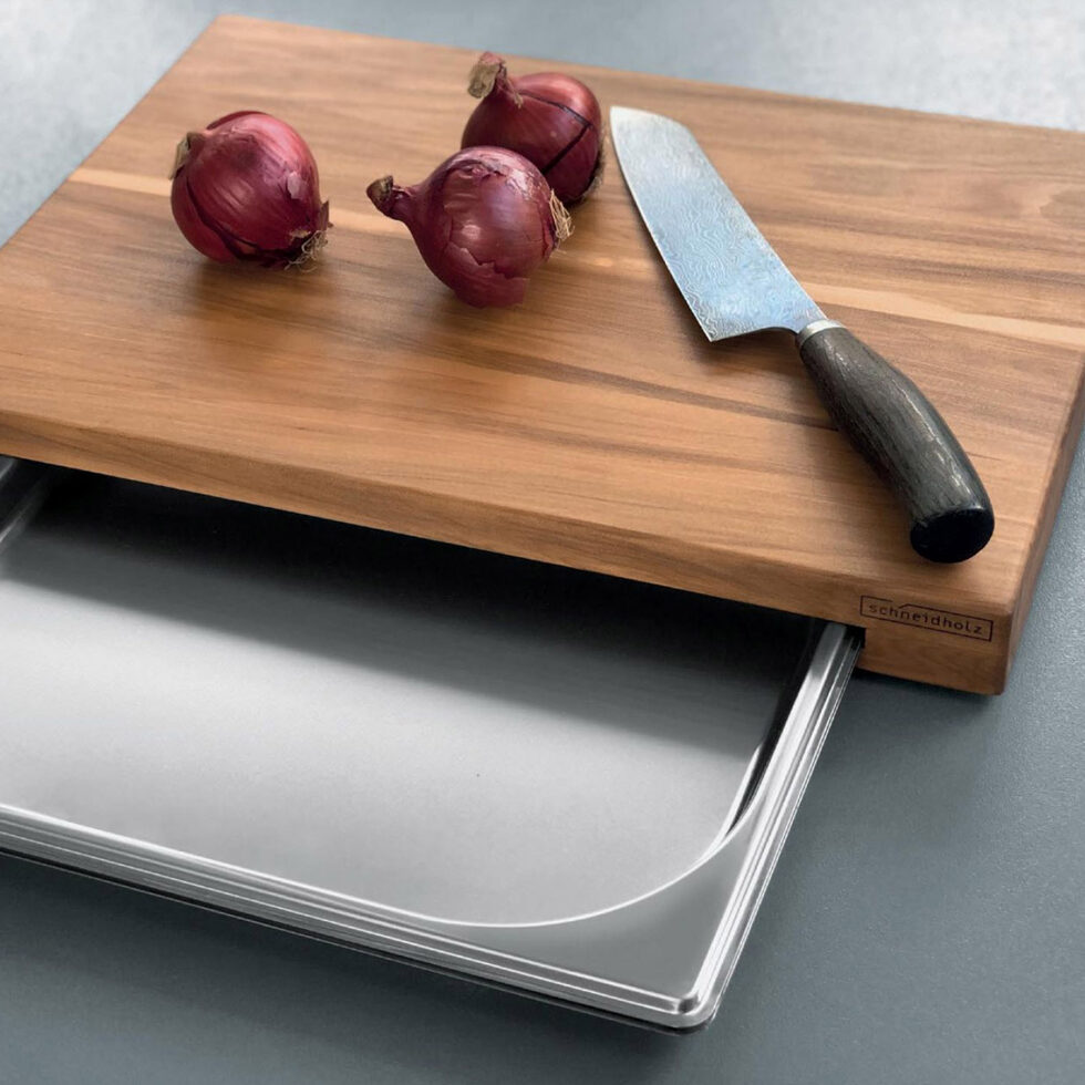 Schneidbrett mit Auffangschale
Walnuss 42 cm 