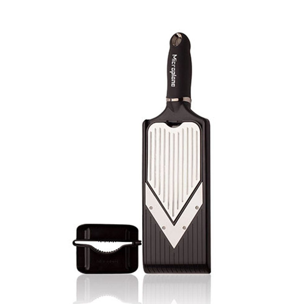 V-vegetable slicer
with julienne insert 