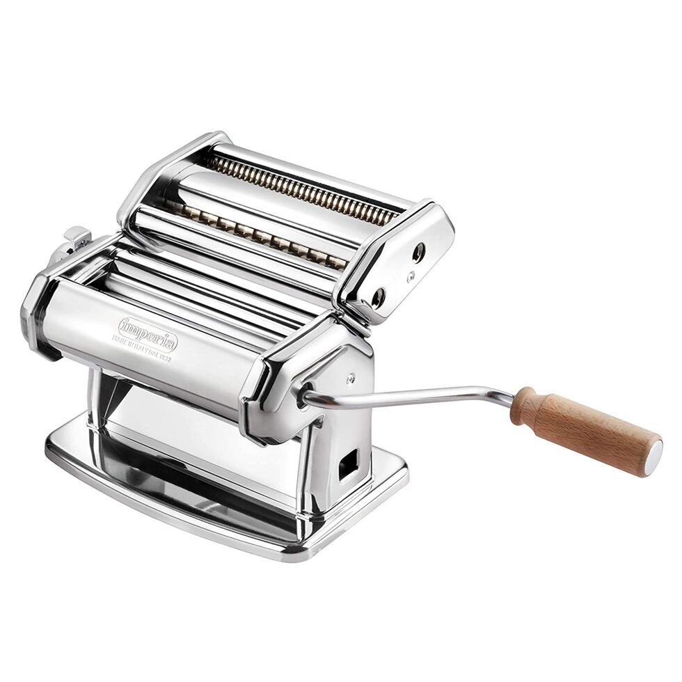 Machine à pâtes avec fixation duplex 