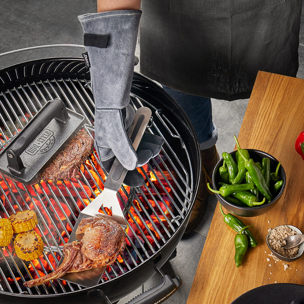 Barbecue glove leather 