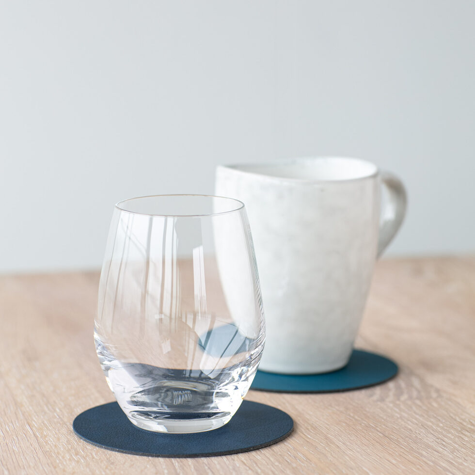 Glass coaster
dark blue/petrol round 10cm 