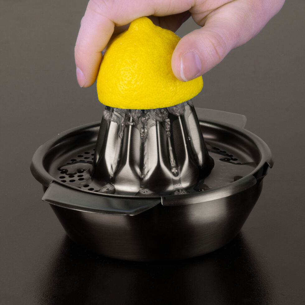 Presse-agrumes d`gris 