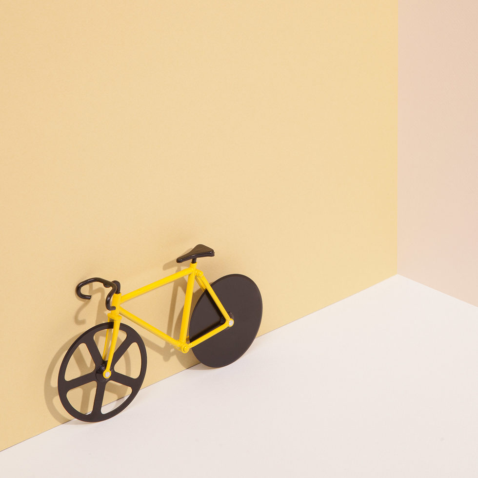 Coupe-pizza Velo noir/jaune 