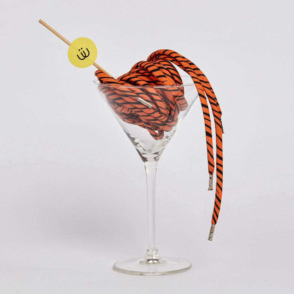 Shoelace tiger
120 cm 