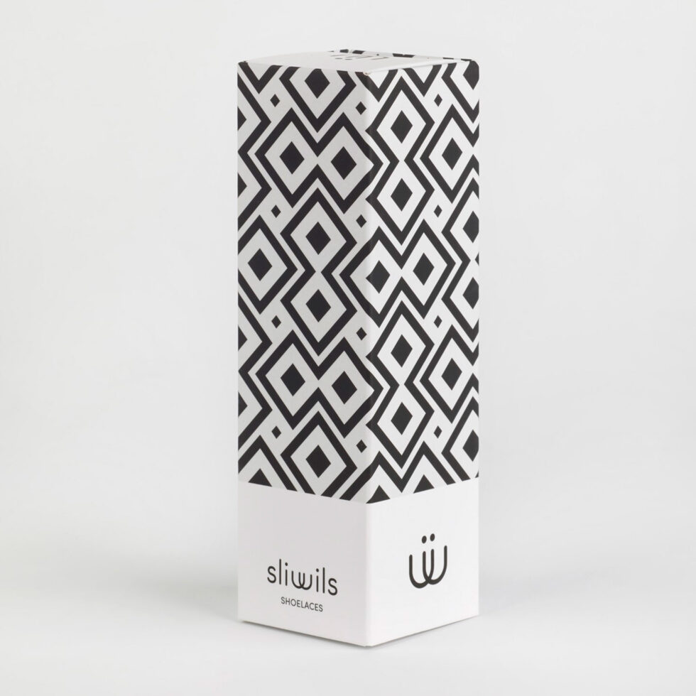 Shoelace square b/w
90 cm 