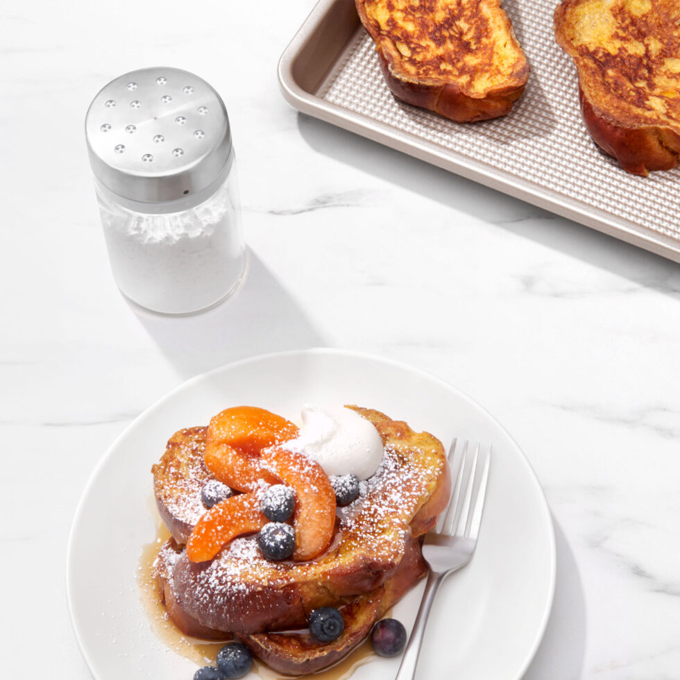 Adjustable spice shaker 