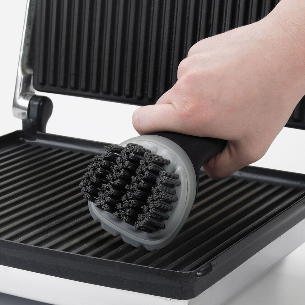 Grill cleaning brush 