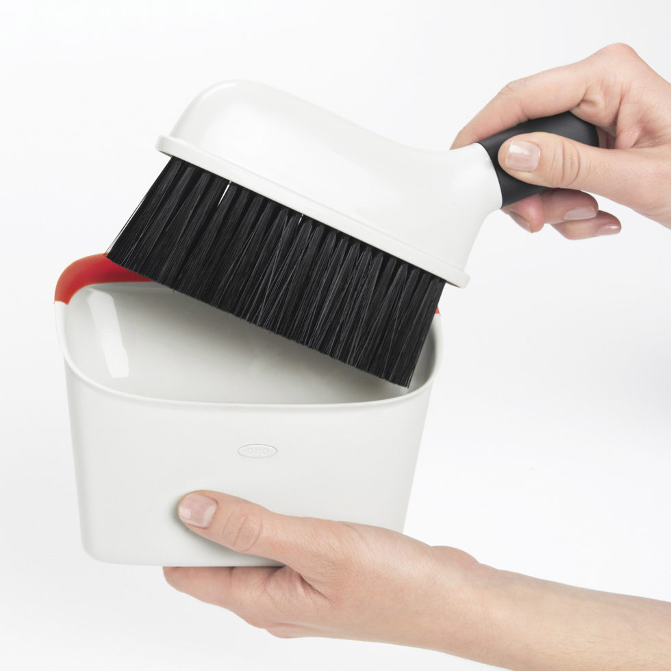 OXO
Kehrschaufel mit Besen, klein 