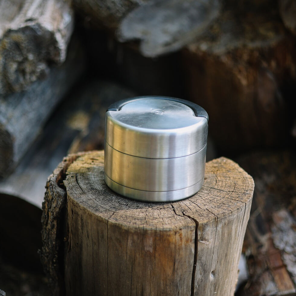 Thermo-Pot mit Griff chrom 
8.5 dl 