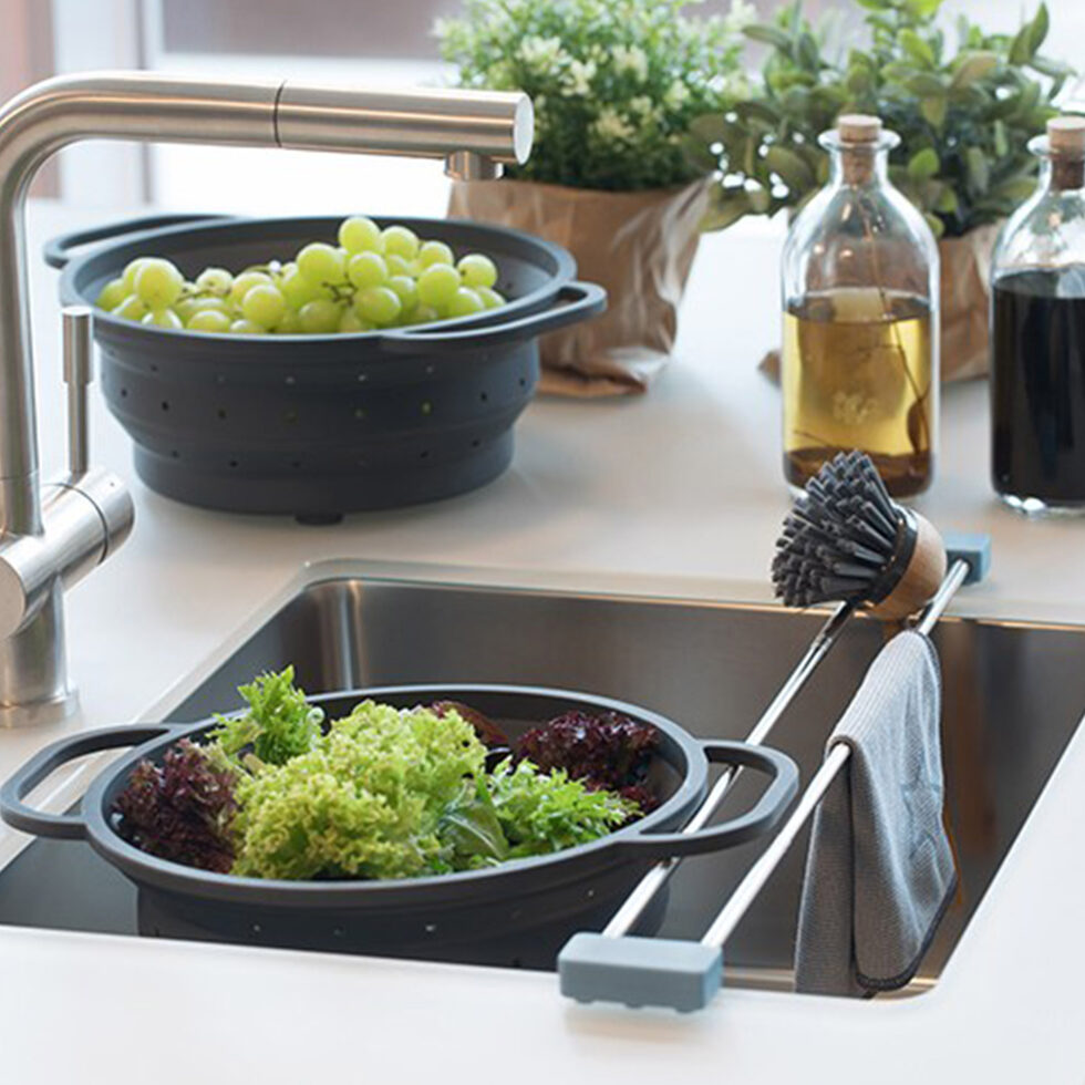 Drip Line 
extendable grey 