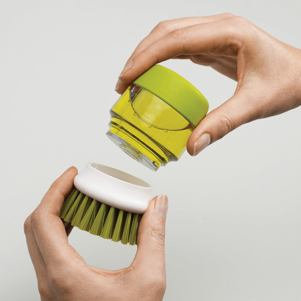 Brosse à bouton avec distributeur gris 