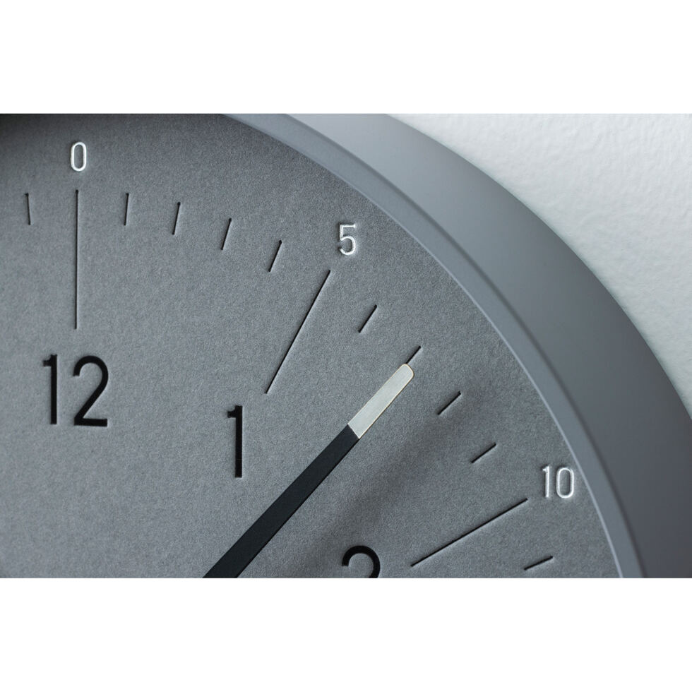 Wanduhr Essent mit Ziffern
grau 